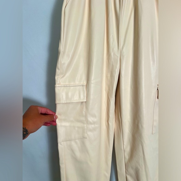 Misguided vegan leather cargo joggers - Picture 3 of 9